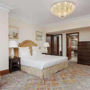 5* فندق سويس اوتيل المقام